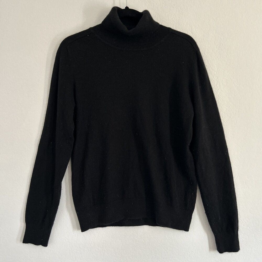 Quince  Cashmere Sweater Black Knit Turtleneck Pullover Classic Minimalist Sz M